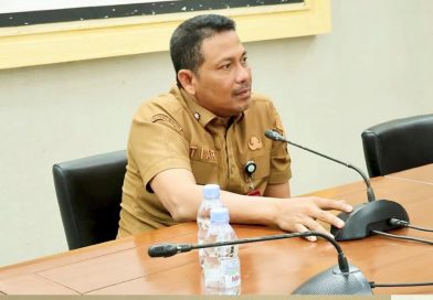 Sekda Tegaskan Penataan PKL Harus Berkeadilan Sekda Tegaskan Penataan PKL Harus Berkeadilan
