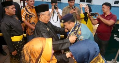 Raja Bayu Sambut Danlanudal Matak