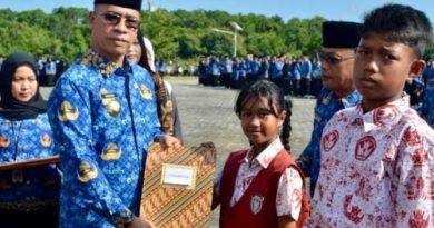 Bupati Aneng Apresiasi Anak Berprestasi pada Peringatan HAN ke-42