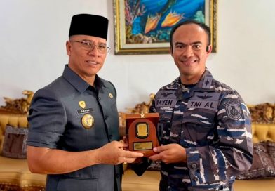 Bupati Aneng Perkuat Sinergi dengan Danlanudal Matak Baru Bupati Aneng Perkuat Sinergi dengan Danlanudal Matak Baru