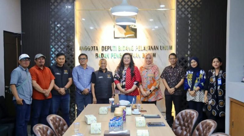 PWI Kepri Matangkan UKW Akbar, Gandeng BP Batam Perkuat Kompetensi Wartawan PWI Kepri Matangkan UKW Akbar, Gandeng BP Batam Perkuat Kompetensi Wartawan